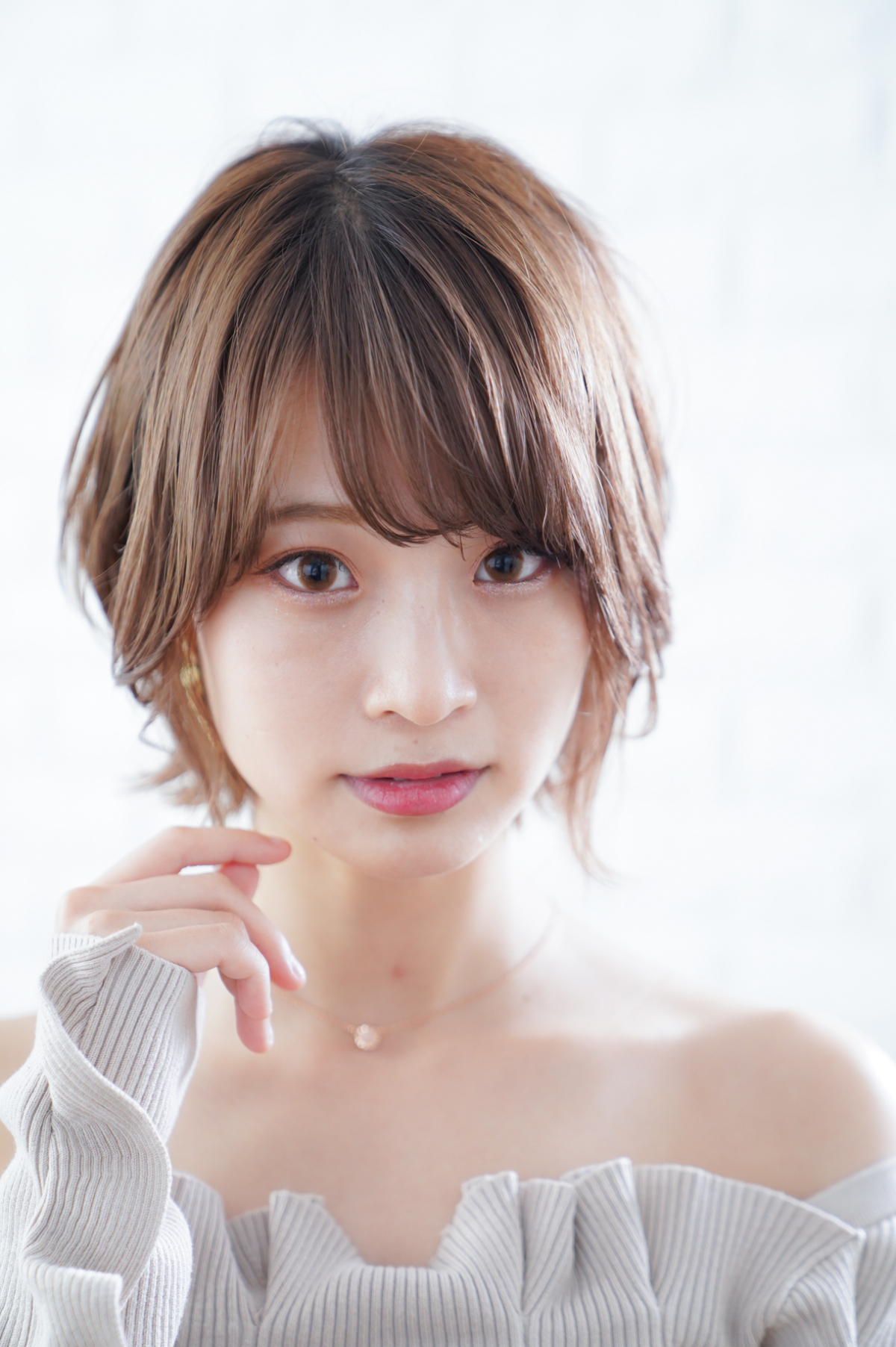 多彩なショートヘアスタイルの提案